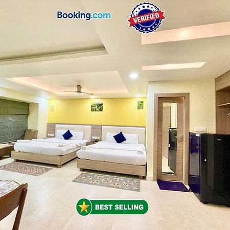 Hotel Rb International ! Puri Near-Sea-Beach-And-Temple Fully-Air-Conditioned-Hotel With-Lift-And-Card Payment Accepted-Parking-Facility, Best Hotel In Пури Екстериор снимка