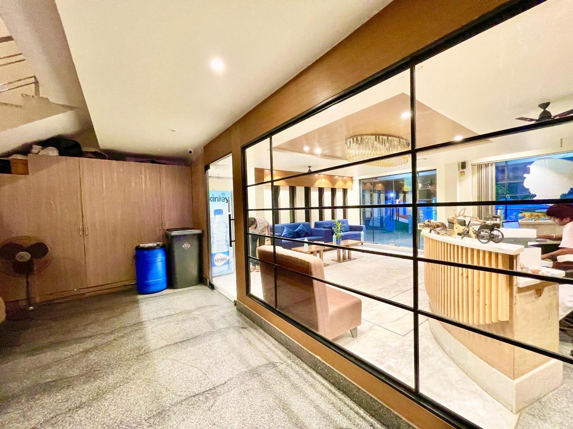 Hotel Rb International ! Puri Near-Sea-Beach-And-Temple Fully-Air-Conditioned-Hotel With-Lift-And-Card Payment Accepted-Parking-Facility, Best Hotel In Пури Екстериор снимка