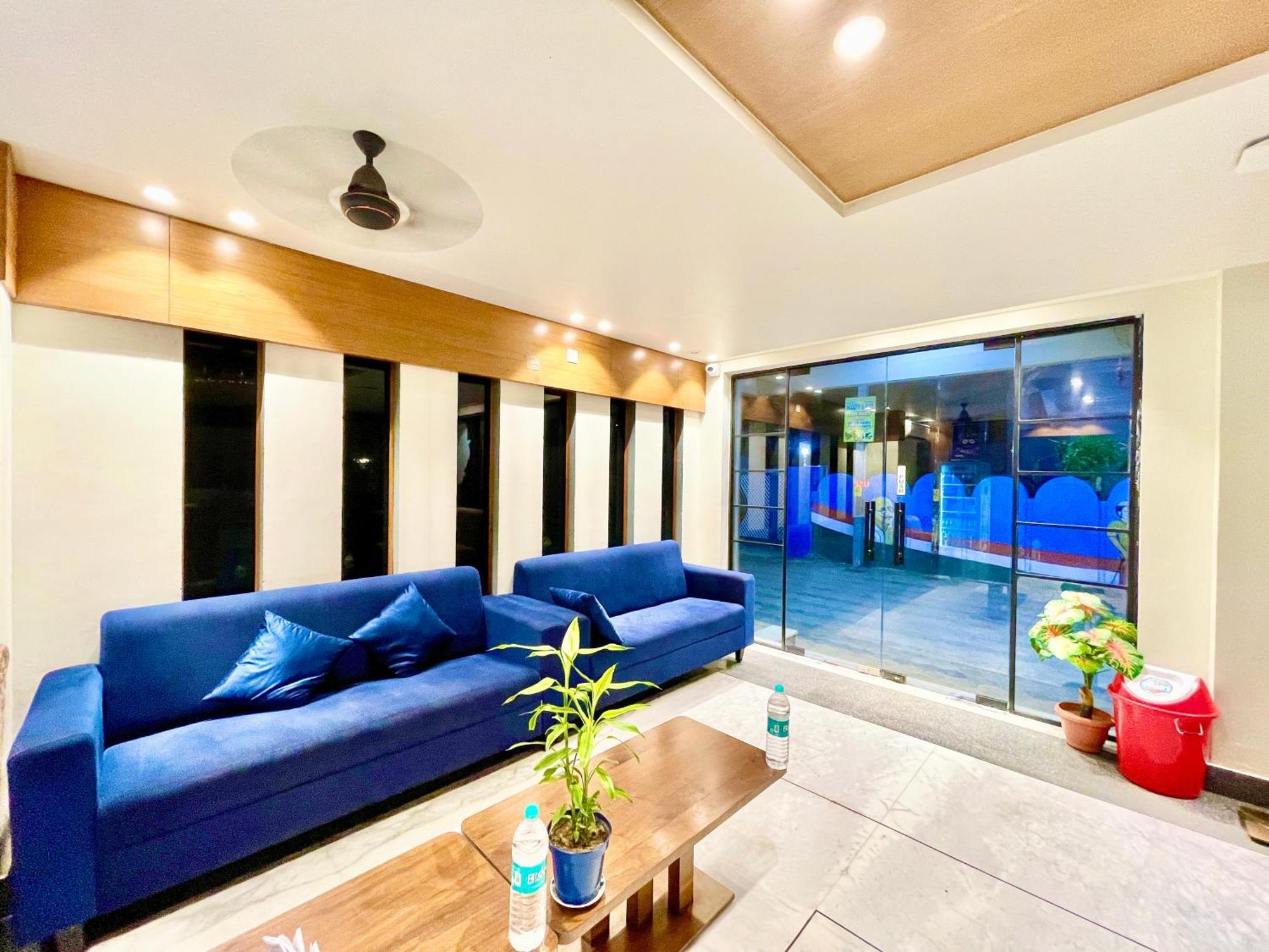 Hotel Rb International ! Puri Near-Sea-Beach-And-Temple Fully-Air-Conditioned-Hotel With-Lift-And-Card Payment Accepted-Parking-Facility, Best Hotel In Пури Екстериор снимка