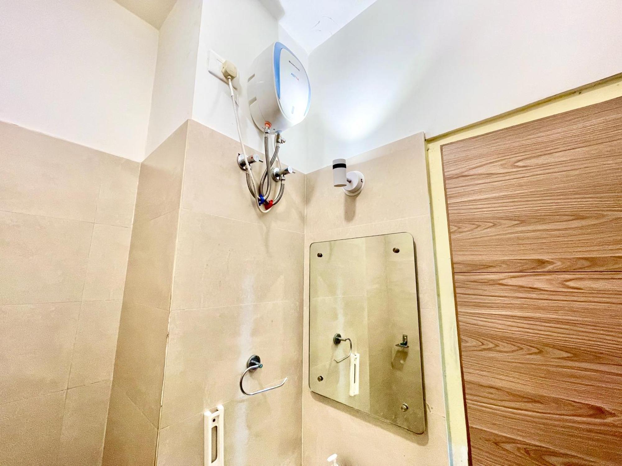 Hotel Rb International ! Puri Near-Sea-Beach-And-Temple Fully-Air-Conditioned-Hotel With-Lift-And-Card Payment Accepted-Parking-Facility, Best Hotel In Пури Екстериор снимка