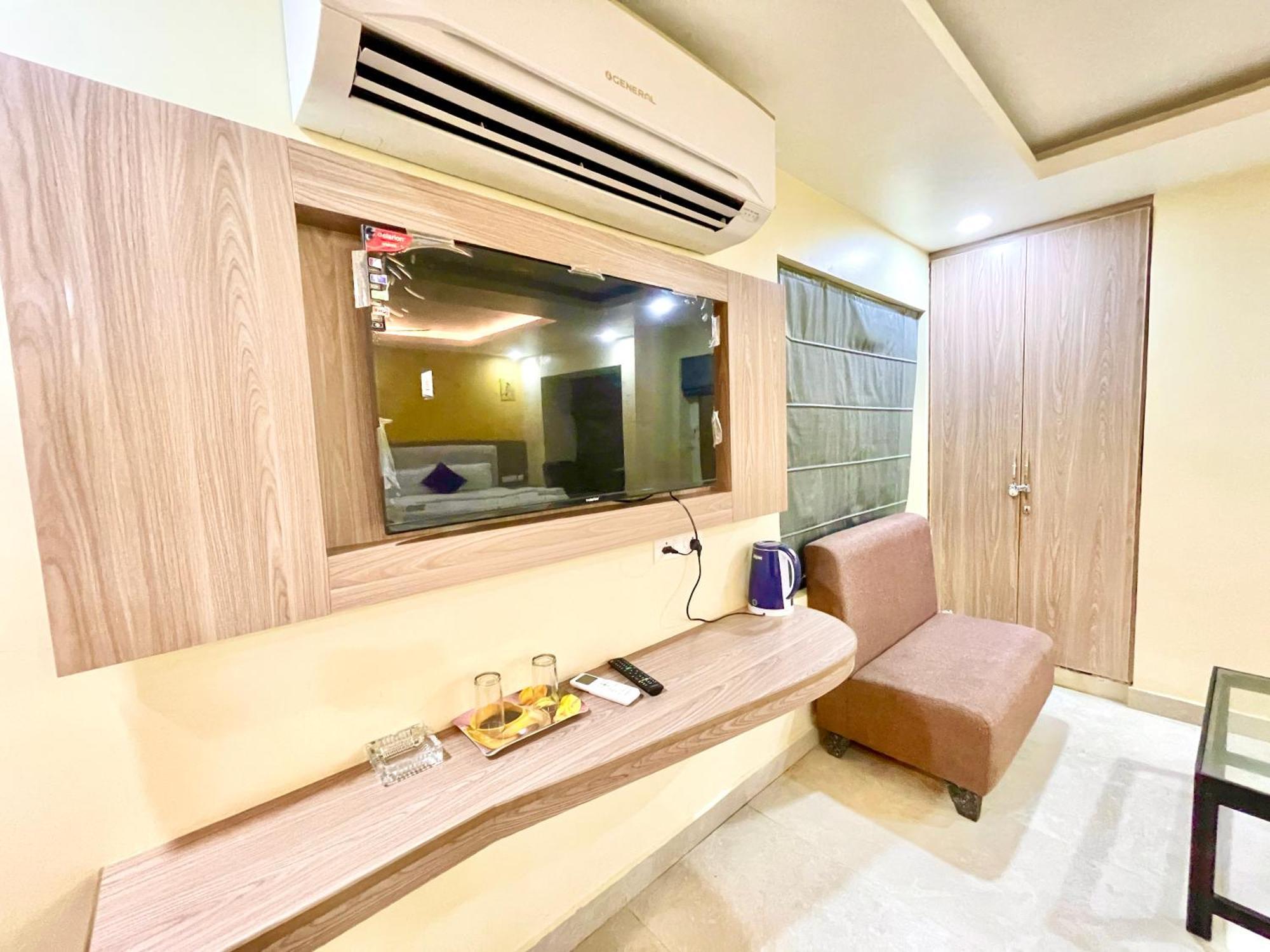 Hotel Rb International ! Puri Near-Sea-Beach-And-Temple Fully-Air-Conditioned-Hotel With-Lift-And-Card Payment Accepted-Parking-Facility, Best Hotel In Пури Екстериор снимка