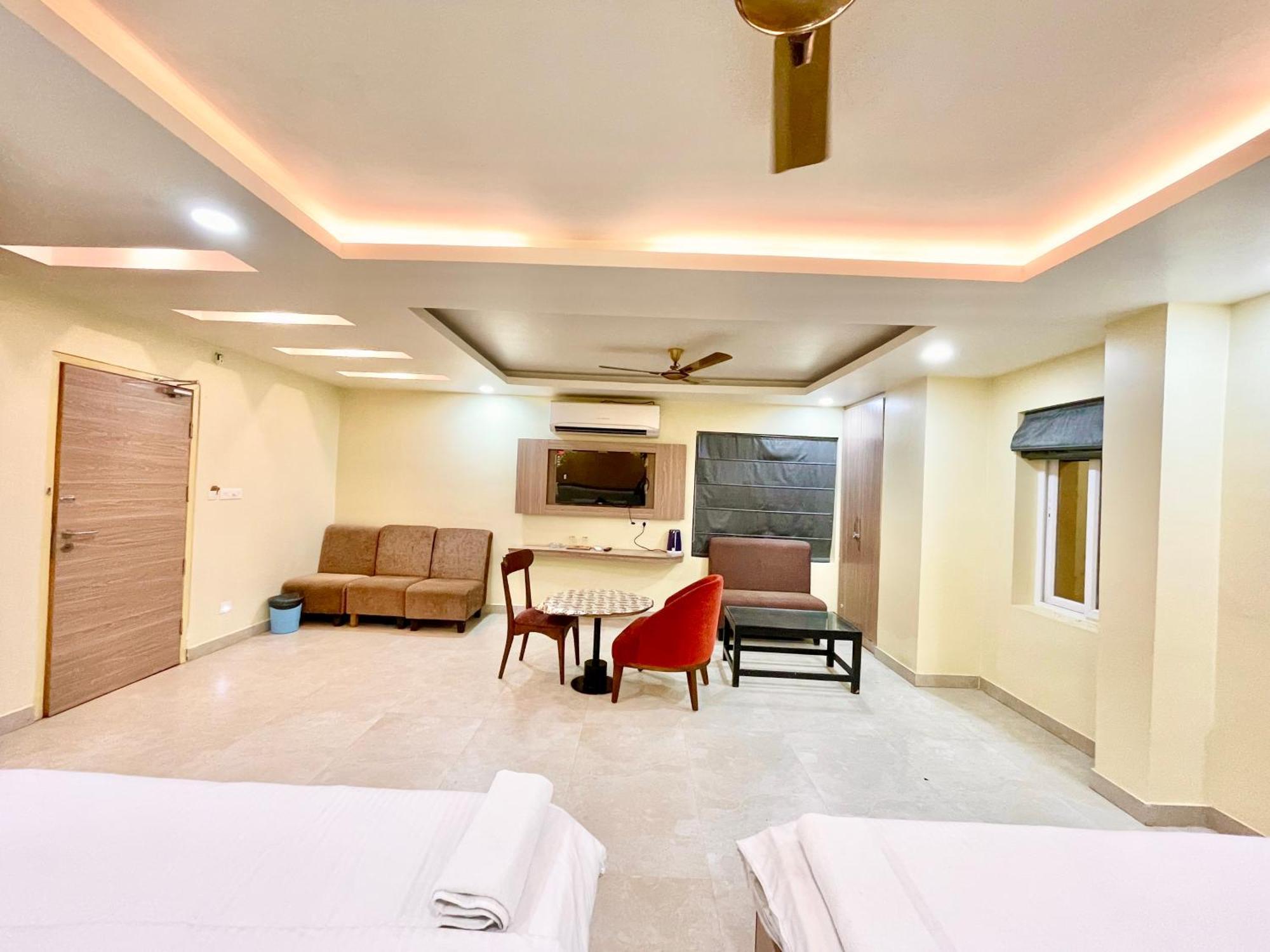 Hotel Rb International ! Puri Near-Sea-Beach-And-Temple Fully-Air-Conditioned-Hotel With-Lift-And-Card Payment Accepted-Parking-Facility, Best Hotel In Пури Екстериор снимка